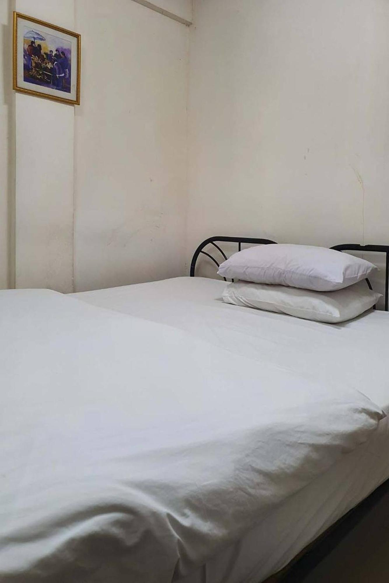 Freesia Saladaeng Silom Apartments Bangkok Dış mekan fotoğraf